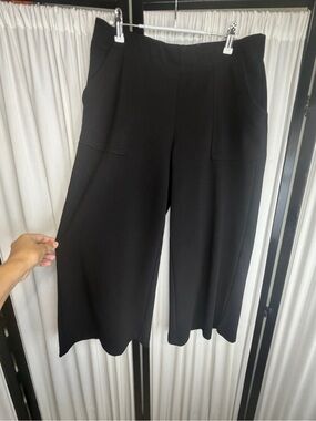 Max Studio Ponte Wide Leg Black Pull On Cropped Pants - Women's